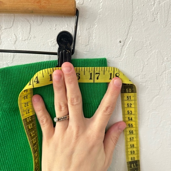 New York and Company Green Ribbed Flare Sweater Pull On Pants XL - Picture 6 of 8